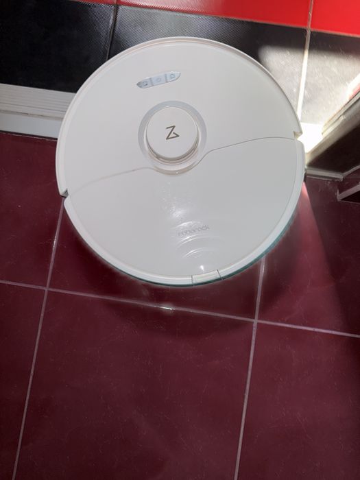 Roborock S8 Plus – Stație Auto-Golire – Stare foarte bună