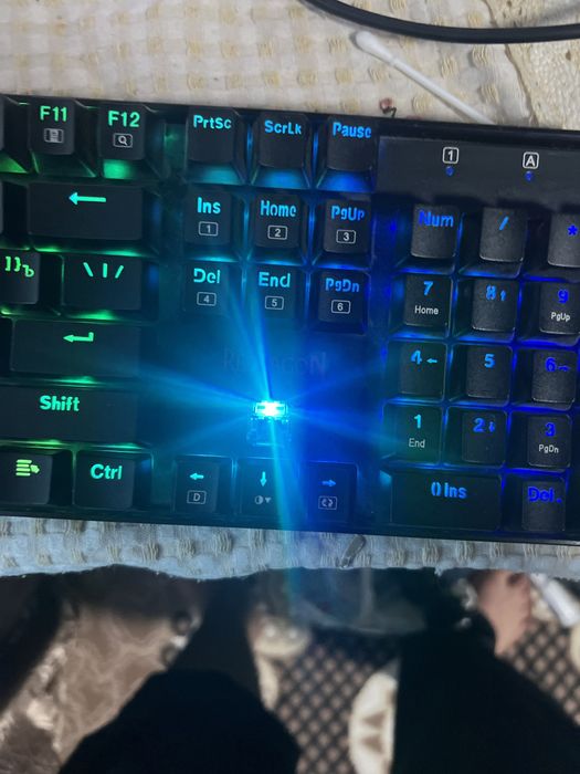 Продается мех.клавиатура