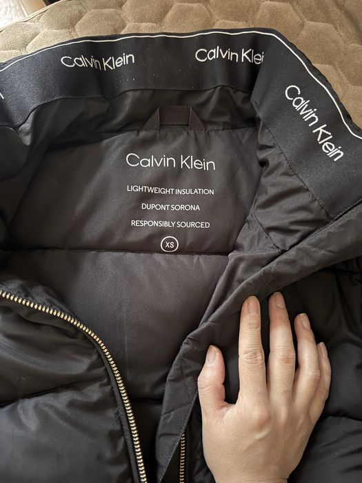Женская куртка Calvin Klein