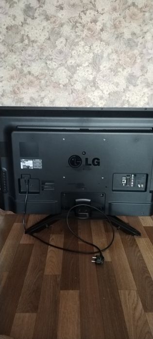 Продам телевизор LG