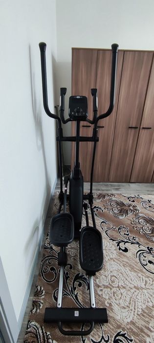 Эллиптический тренажёр