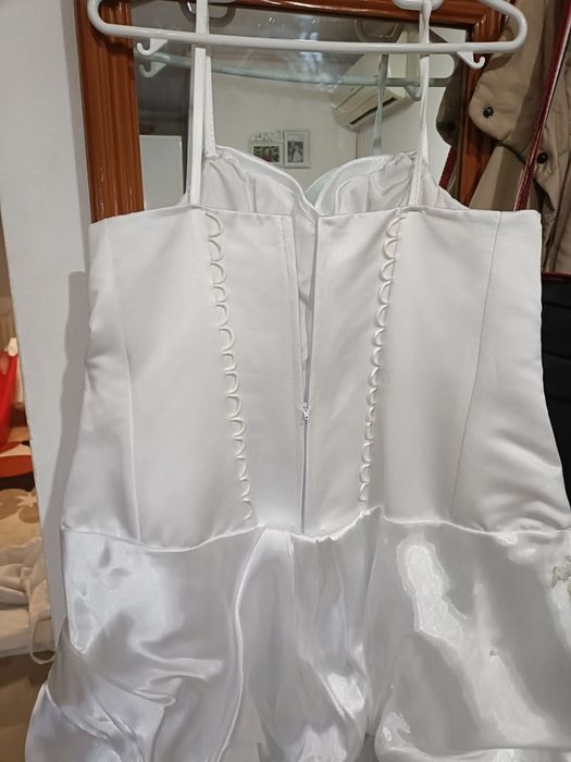 Rochie mireasă impecabilă