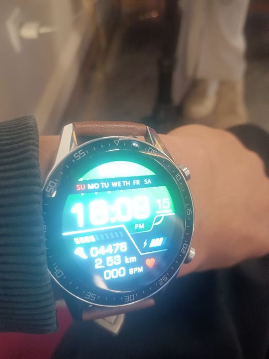 Срочно продаются смарт часы SK7