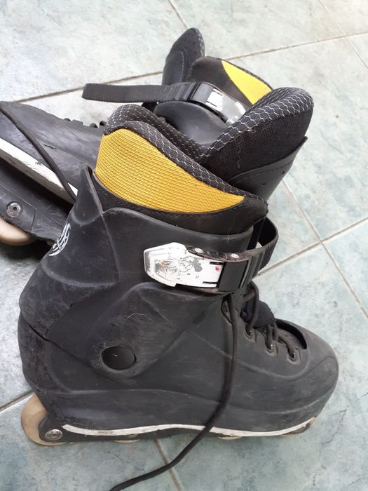 Vand role Rollerblades Bladerunner pentru trick-uri