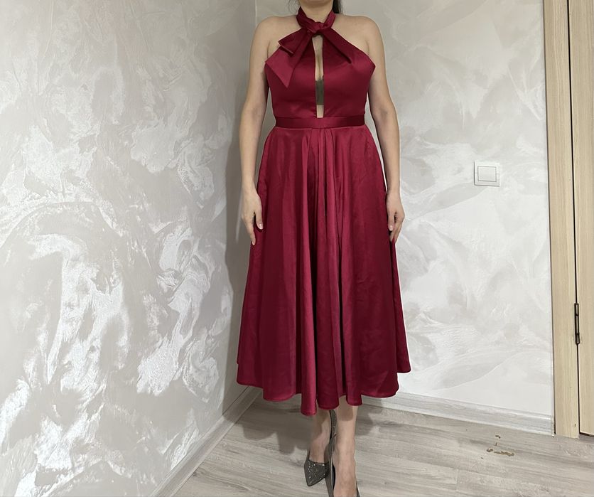 Платья коктеильные, вечерние