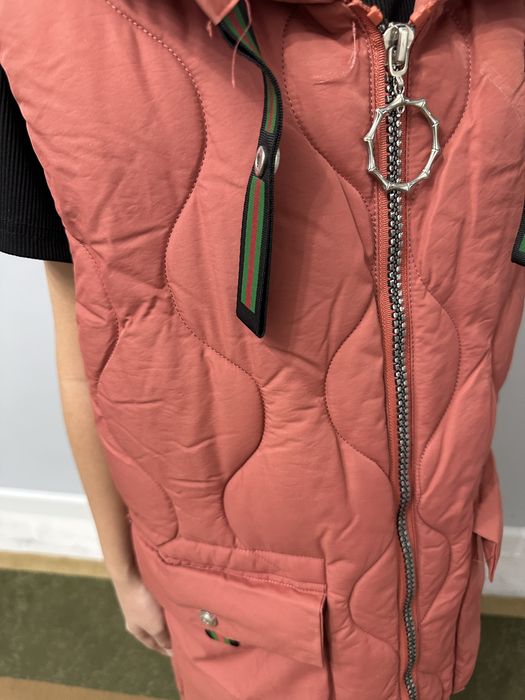 Продаю женский желет