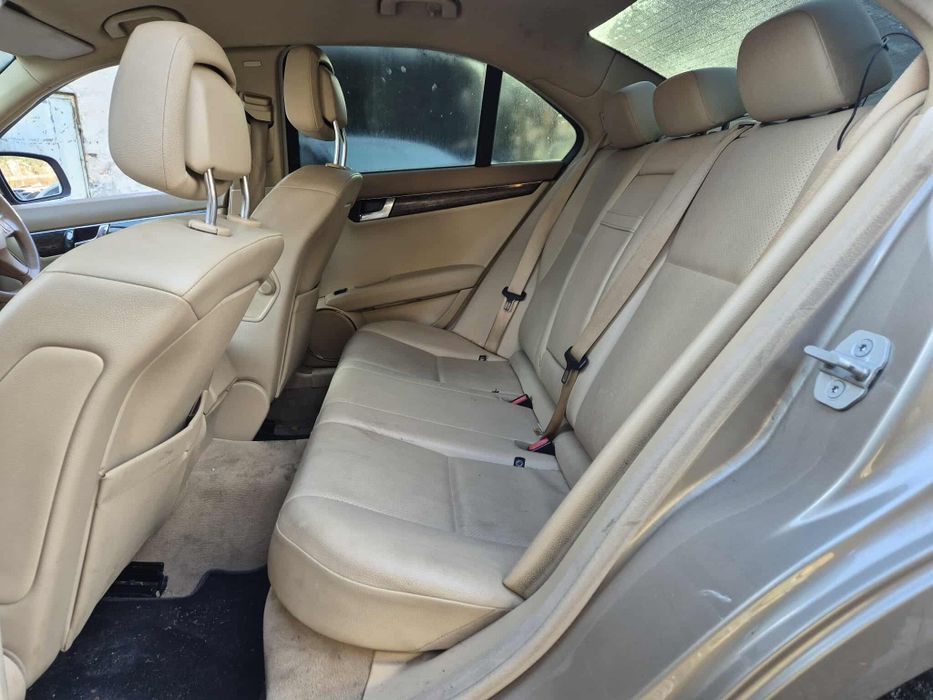 Mercedes W204 C220CDI 170кс 646 седан автоматик НА ЧАСТИ!