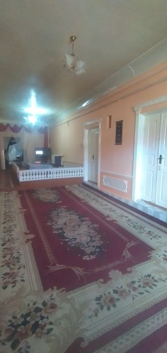 Ховли уй сотилади 90000