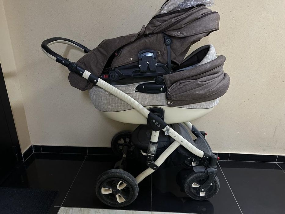 Продам коляску 2в1 фирмы AVILA