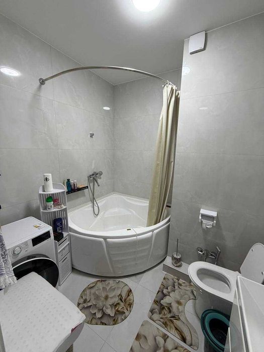 Продается 3х комнатная Квартира в Новостройке, Чинабад Юнусабад, 3/6/9