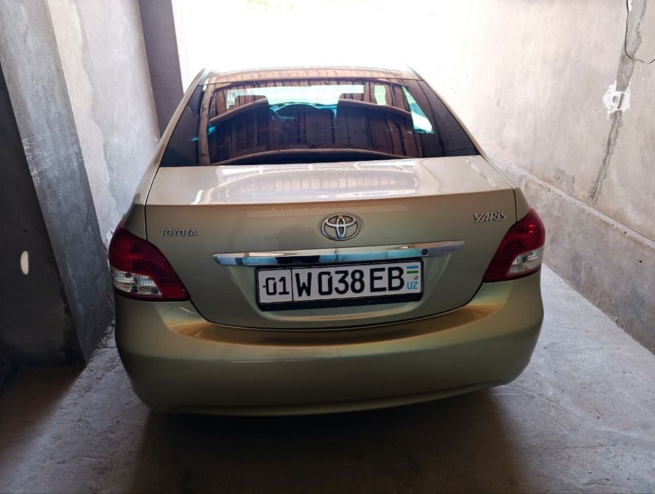 Срочно продаётся Свой Toyota Yaris