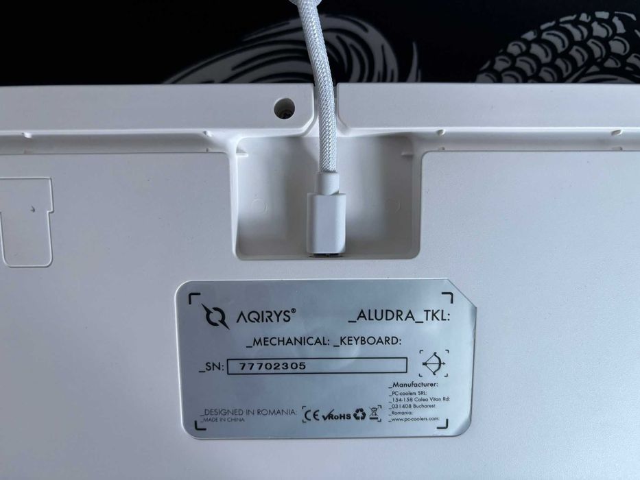 Tastatura Gaming AQIRYS Aludra TKL White Mecanica, stare foarte buna