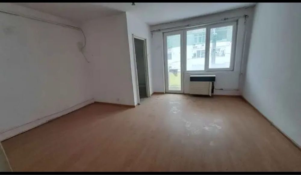 Garsonieră 30 mp – Zona Luminișului, etaj 2