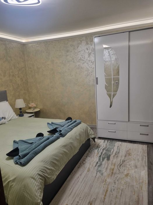 Продава се Четиристаен апартамент в Бургас, Център - 92 кв.м за 3805 €/кв.м - Снимка #8