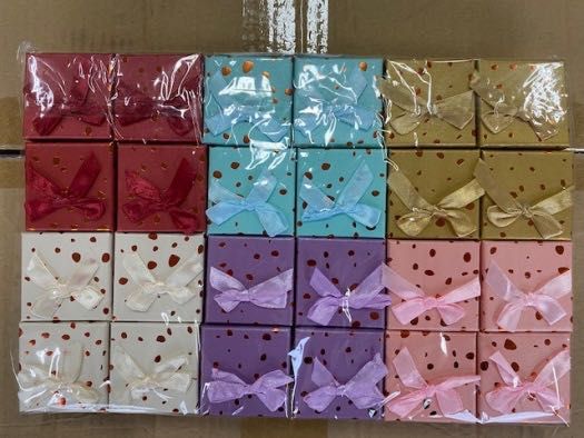 Eвтини кутии за пръстени и бижута!