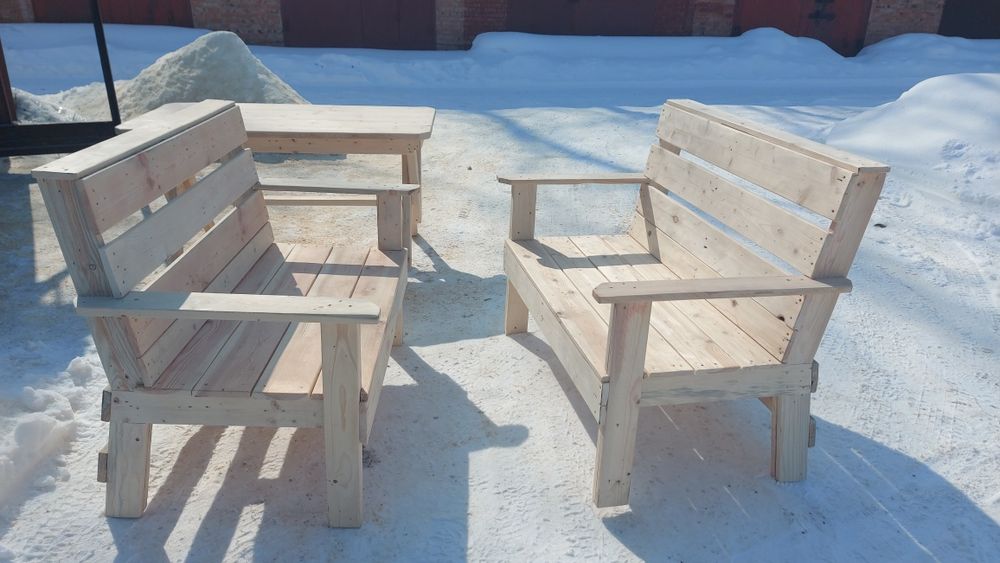 Продам деревянную мебель.