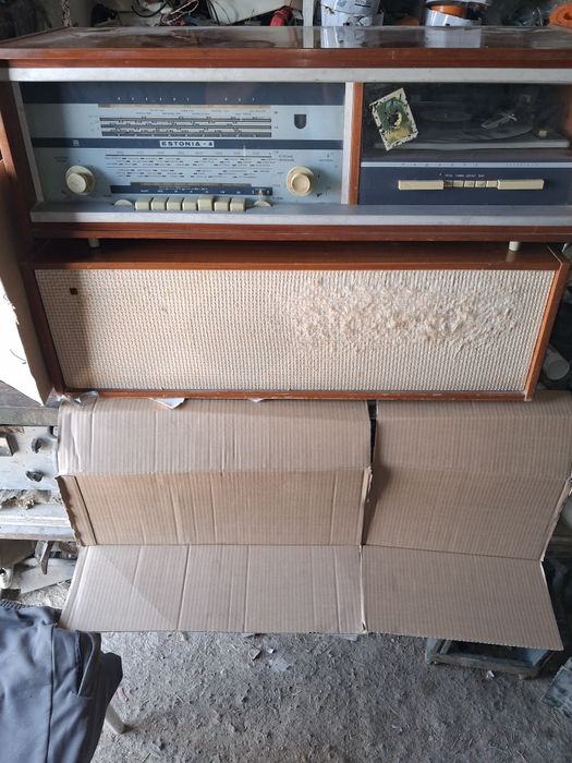 Радиола Эстония 4