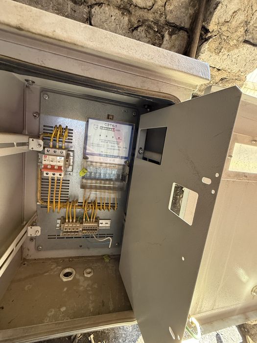 Продается шкаф учета электроэнергии