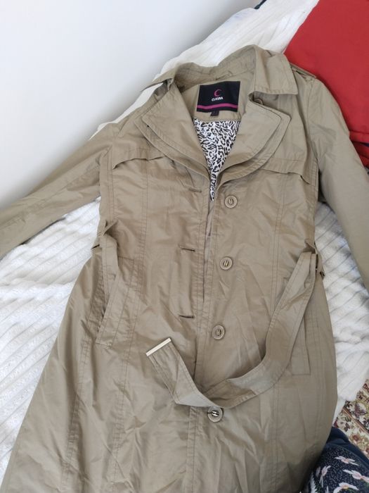 Продам плащ 9000