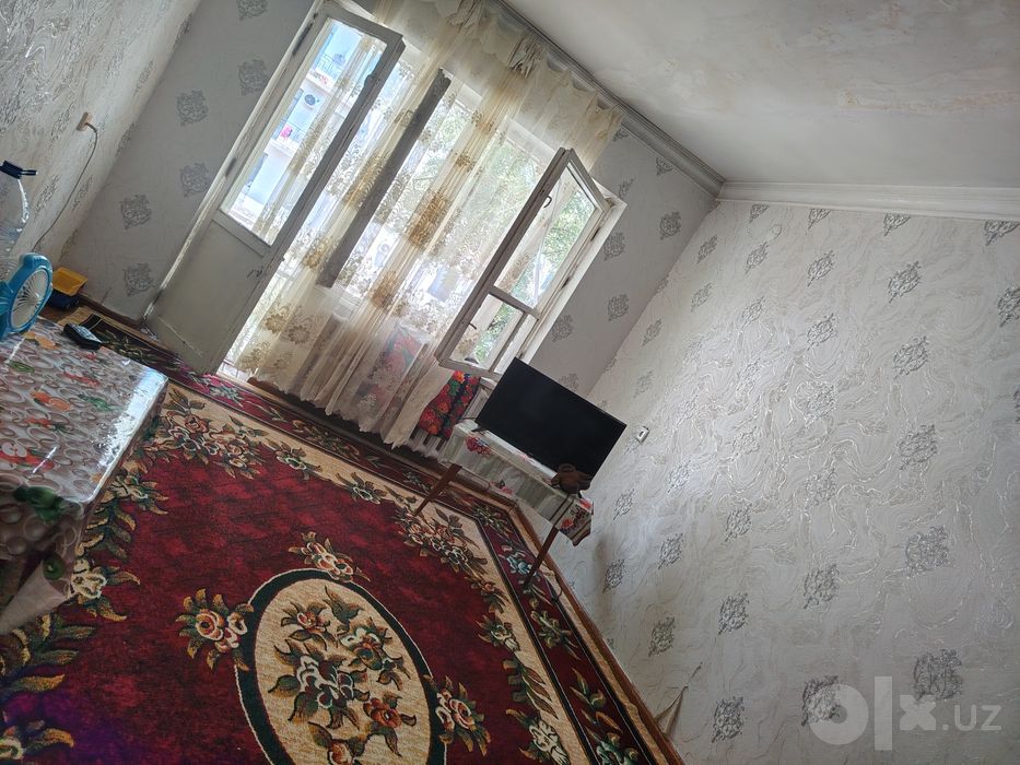 Yakkasaroyda 34 m² uy sotiladi — qulay joylashuv, Askiya bozori yaqin