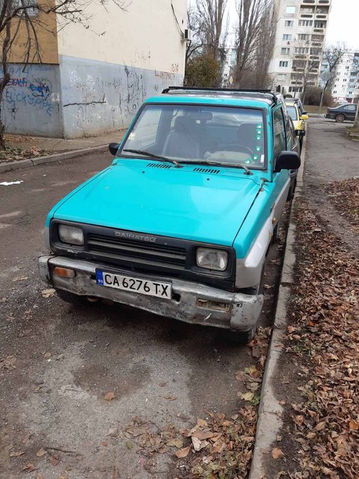 Продавам Daihatsu Feroza