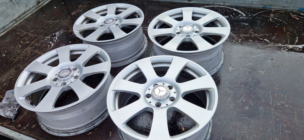 Jante originale Mercedes 5 x 112 R17 . Cu prezoane incluse