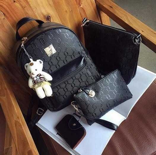 Комплект Дамска Раница, Чанта и Несесер с подарък мече