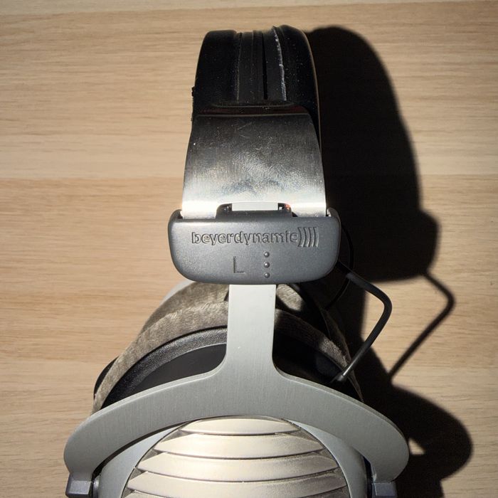 Casti Beyerdyanmic DT 990 (32 ohm)
