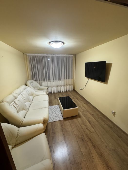 Apartament de inchiriat cu 3 camere langa Iulius Town, Calea Torontal