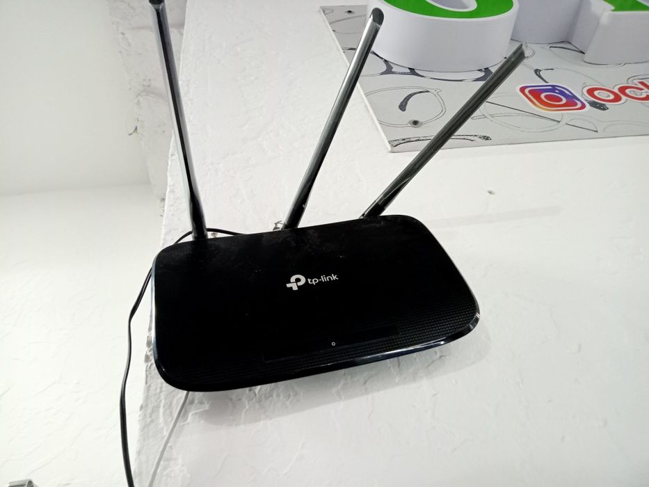 Wi-fi роутер TP-link-94ON в идеальном состоянии