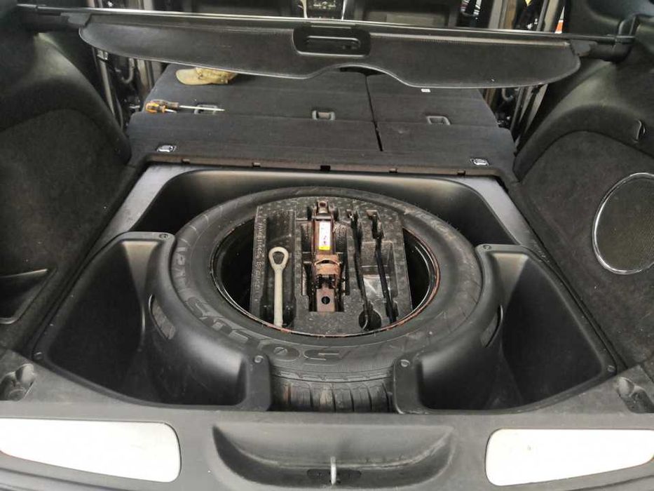 Джобове, органайзери за багажник jeep grand cherokee wk2