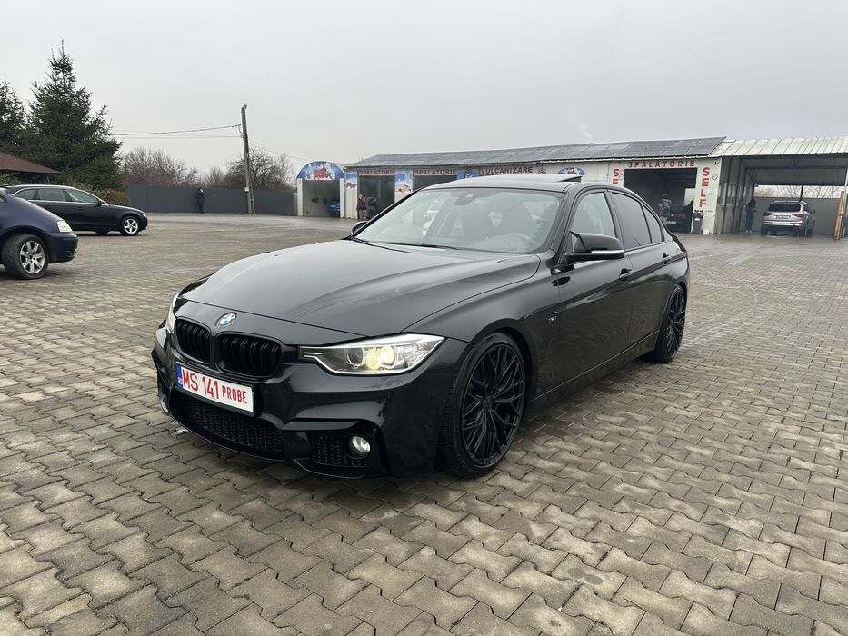 BMW 320d, Automat,M pachet,Euro 6, Navi mare, Piele, Head up, Xenon