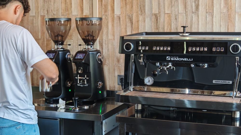 Кофемашина Nuova Simonelli, Victoria Arduino