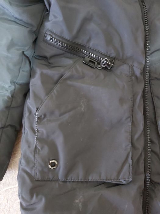 Продаю куртку на мальчика 8-9лет