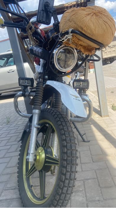 Продам мотоцикл LTM 200