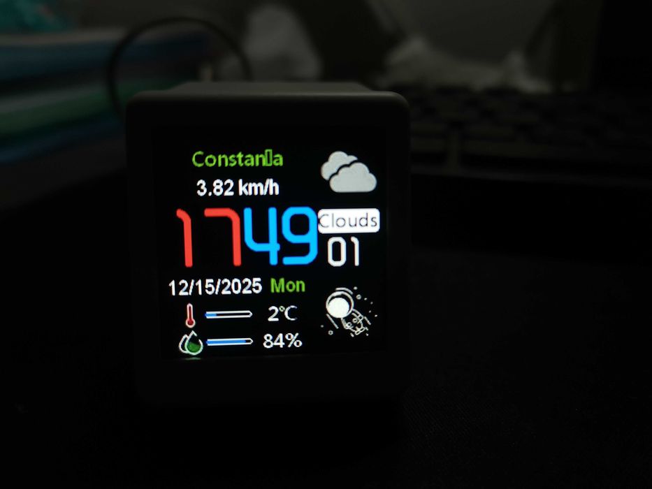 Mini statie meteo WiFI IoT display 2.8x2.8 cm AccuWeather smart