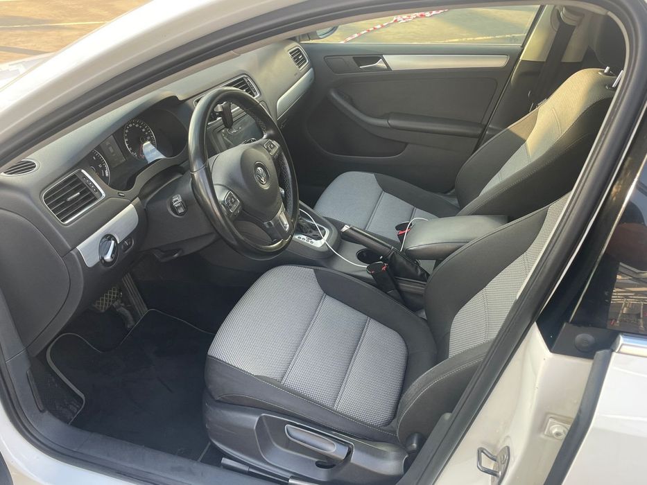 De vanzare WV Jetta Hybrid