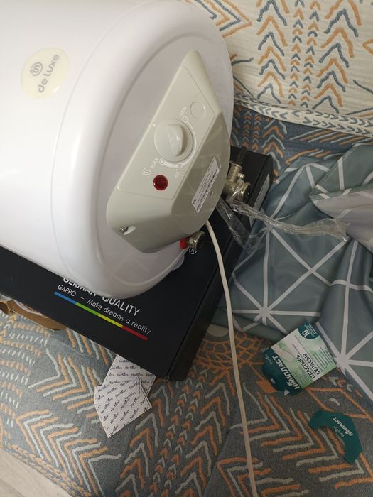 Продам  водонагреватель