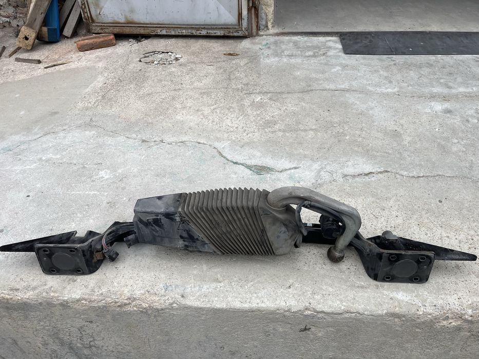 Теглич за БМВ е60