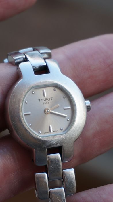 Винтидж часовници Tissot G330K ретро
Tissot G330K е
Tissot G330K е