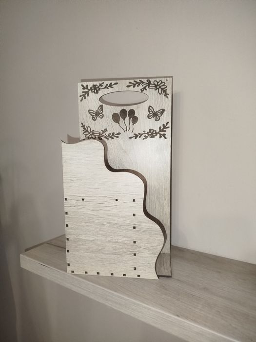 Лазерно гравиране, кутии за вино и подаръци