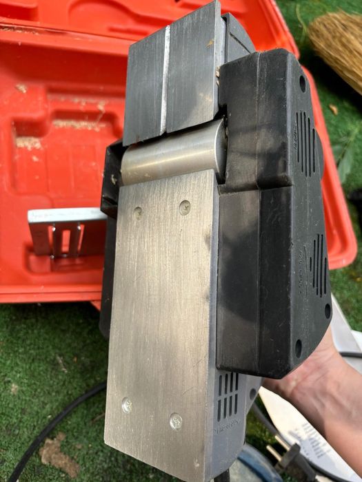 Rindea electrica nemteasca  900 w