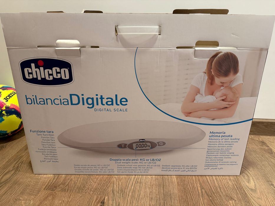 Chicco дигитална везна
