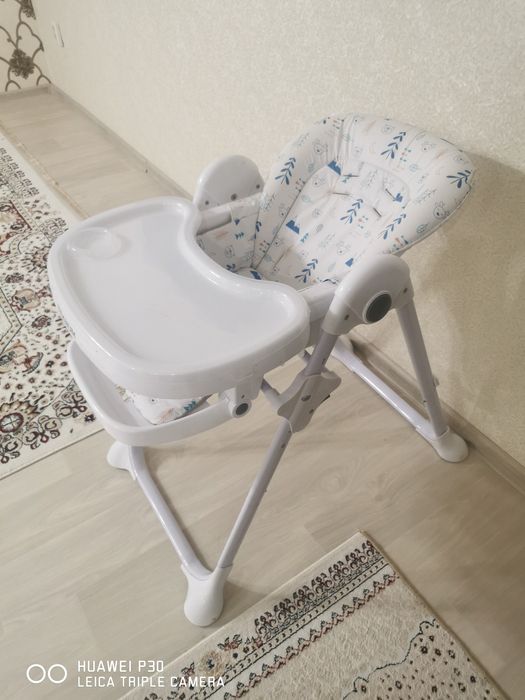 Продам детский стол