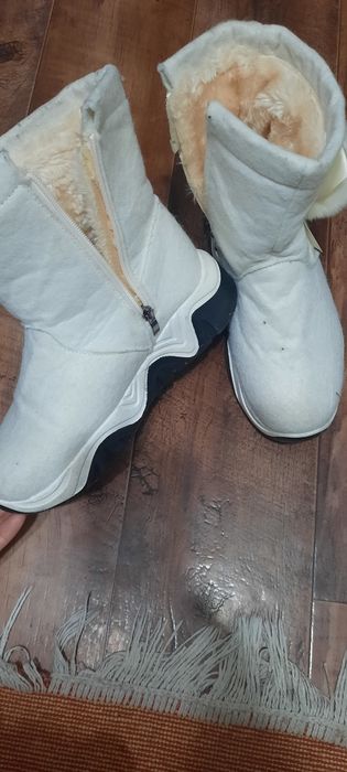 Разгрузка вещей женских