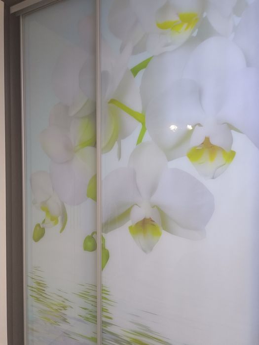 Продам  угловой шкаф