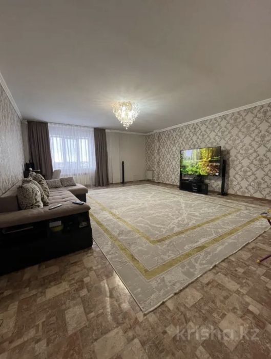 Продам двухкомнатную квартиру улучшеной планировки 97кв м