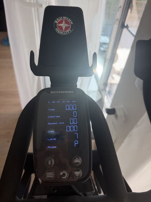 Vand bicicleta statica Schwinn NOUA