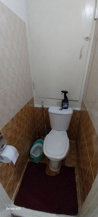 1 xonali kvartira sotigladi 2 xona qilingan