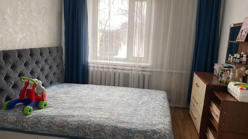 Жер үй сатылады.